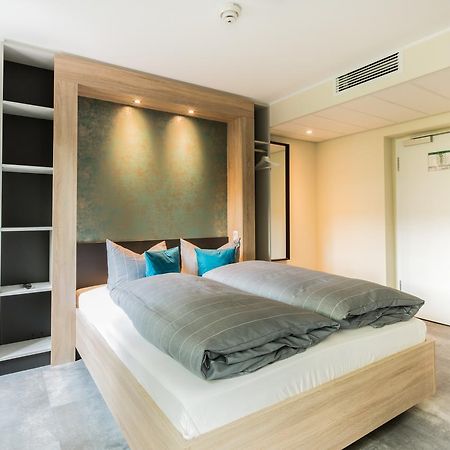 Hotel Dh -Deutsches Haus- 埃姆登 外观 照片